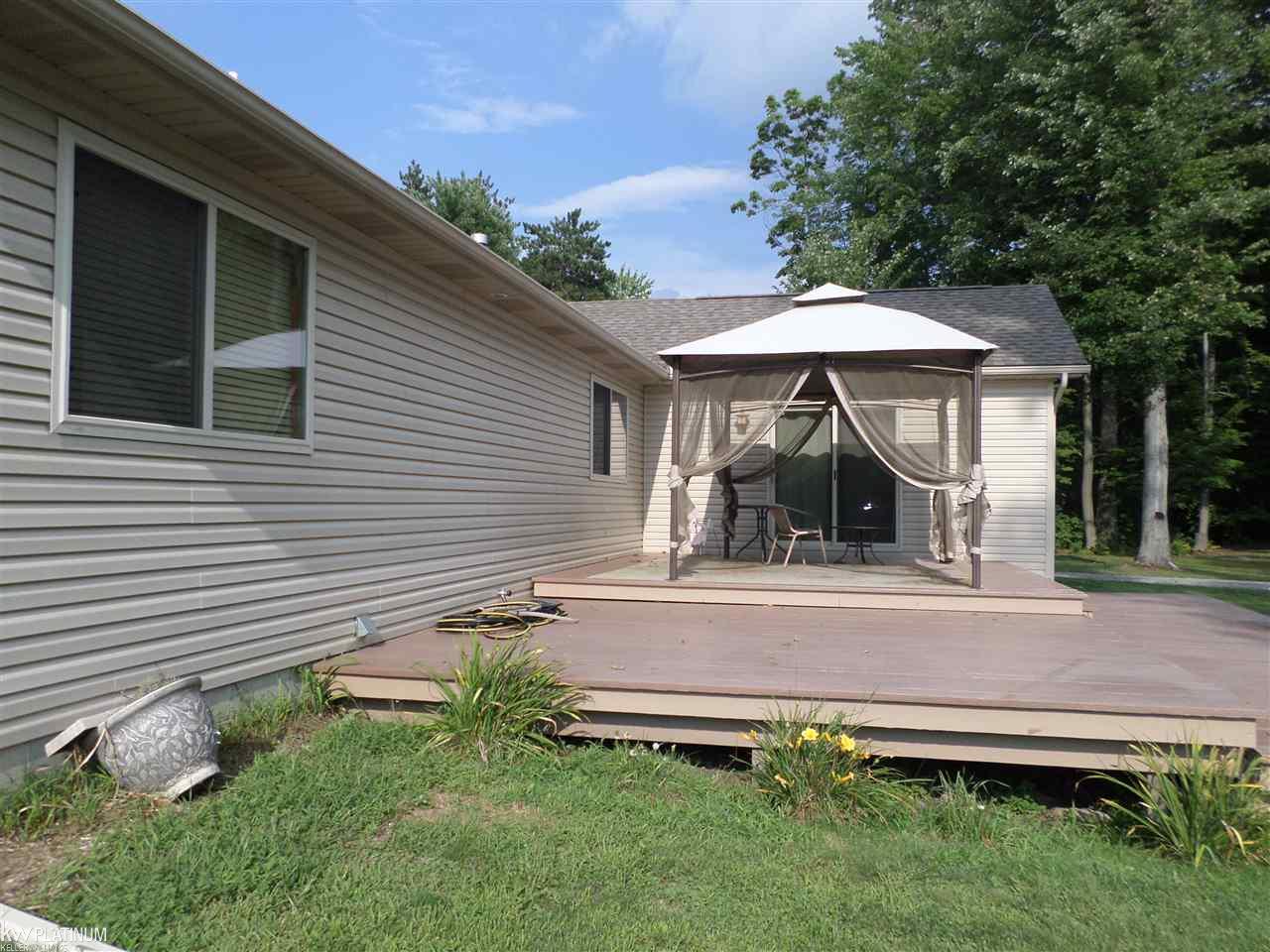 6369 Swartout Road Algonac, MI 48001 - Photo 13 of 90 31300892-12.JPG