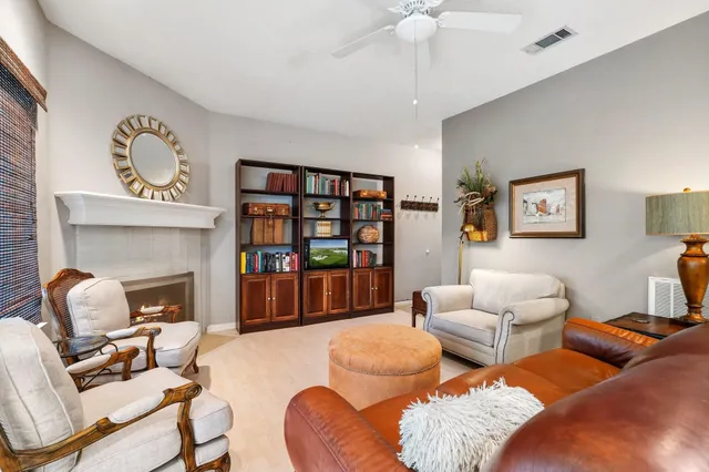 $189,900 | 12565 Melville Drive, Unit 124, Montgomery, TX 77356