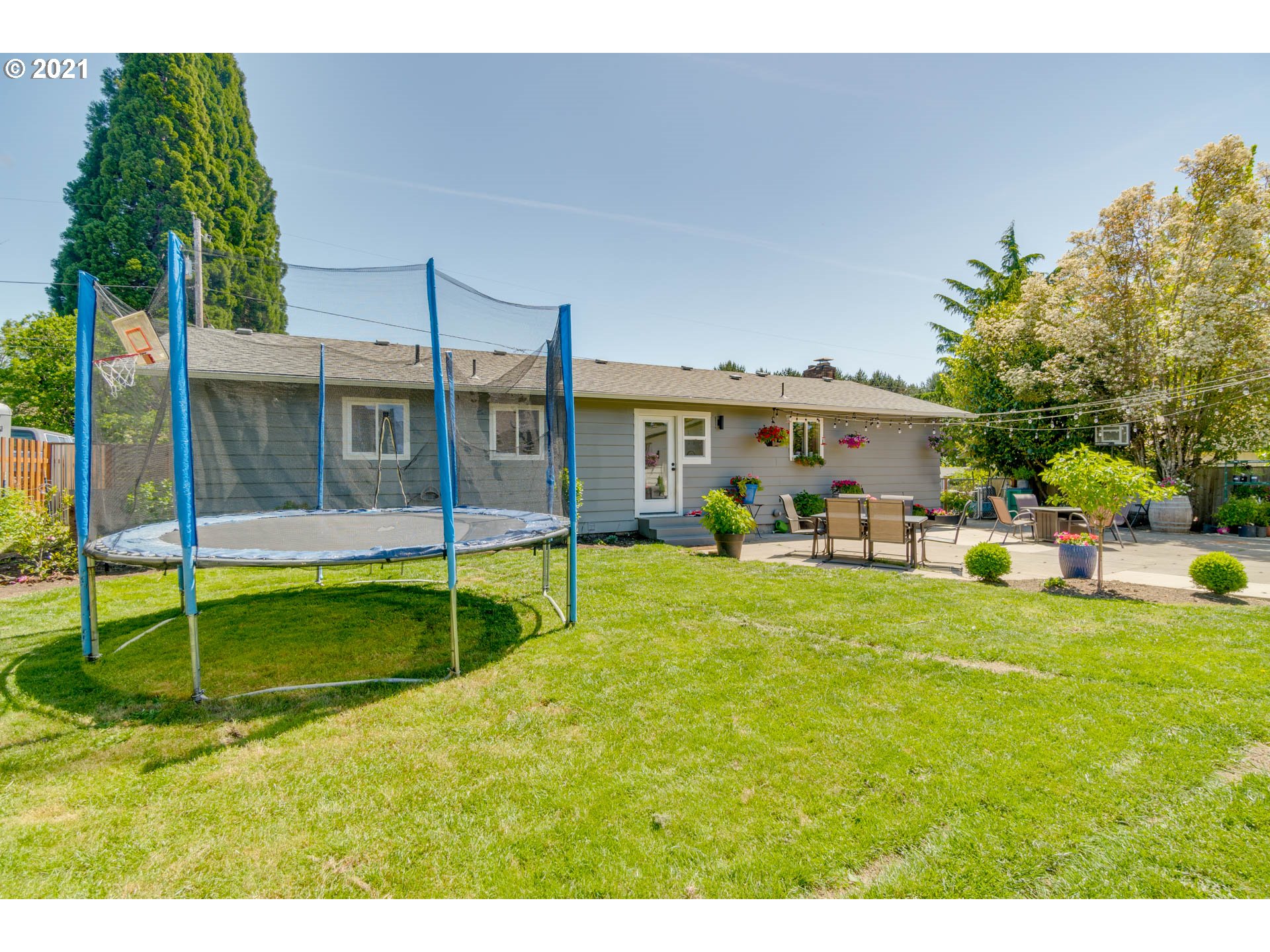 1113 Hadley Road Newberg, OR 97132 - Photo 24 of 30 Gallery Image 24