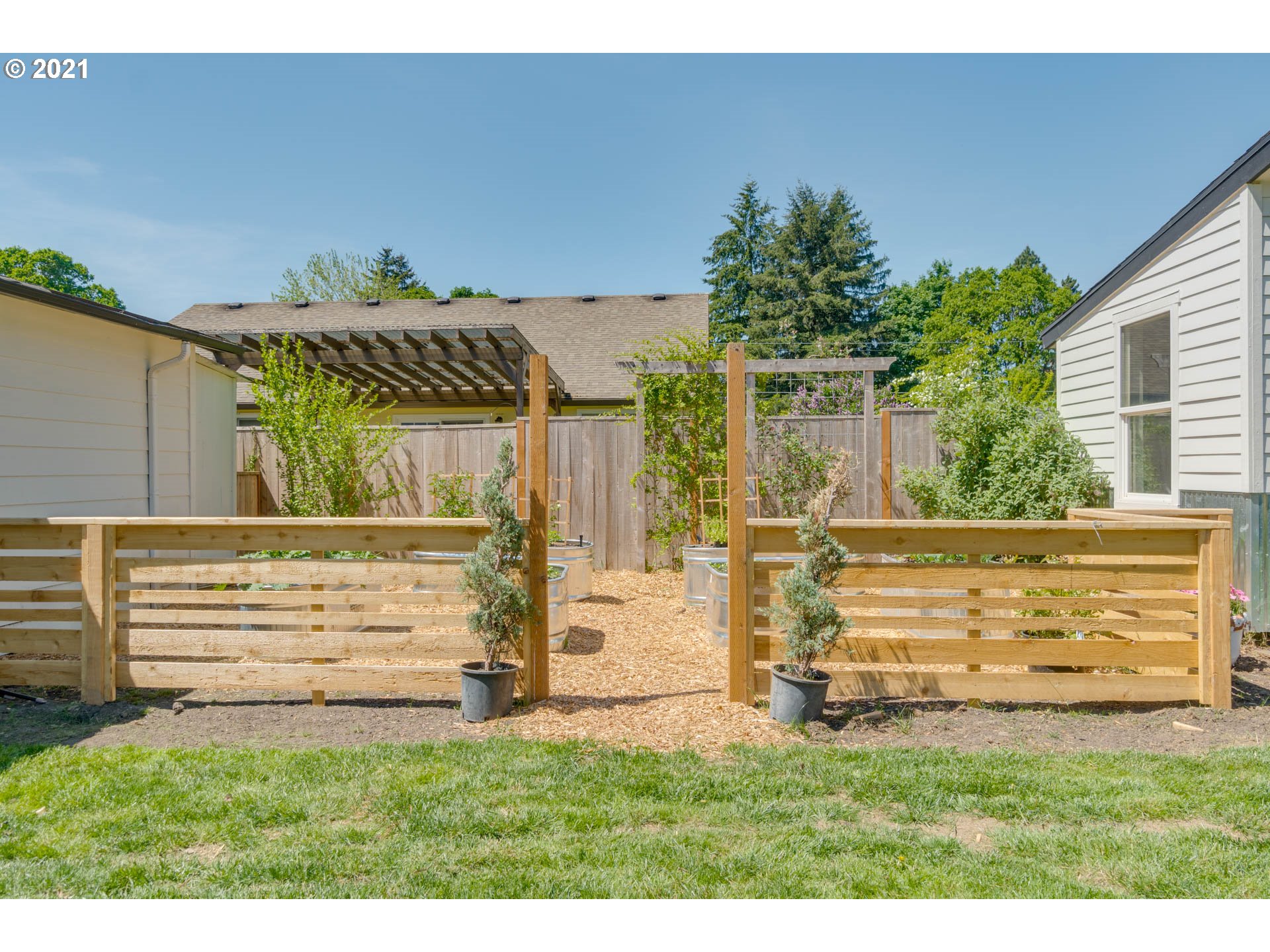 1113 Hadley Road Newberg, OR 97132 - Photo 26 of 30 Gallery Image 26