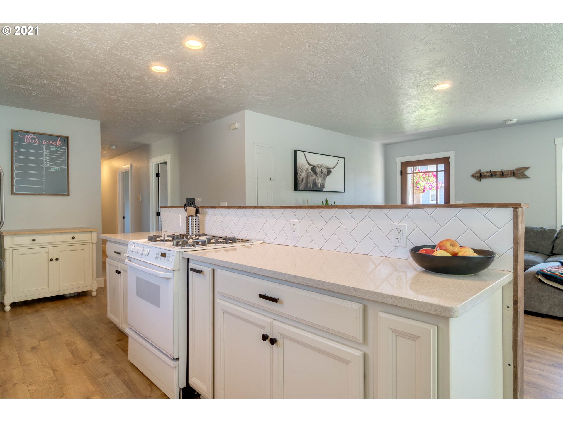 1113 Hadley Road Newberg, OR 97132 - Photo 8 of 30 Gallery Image 8