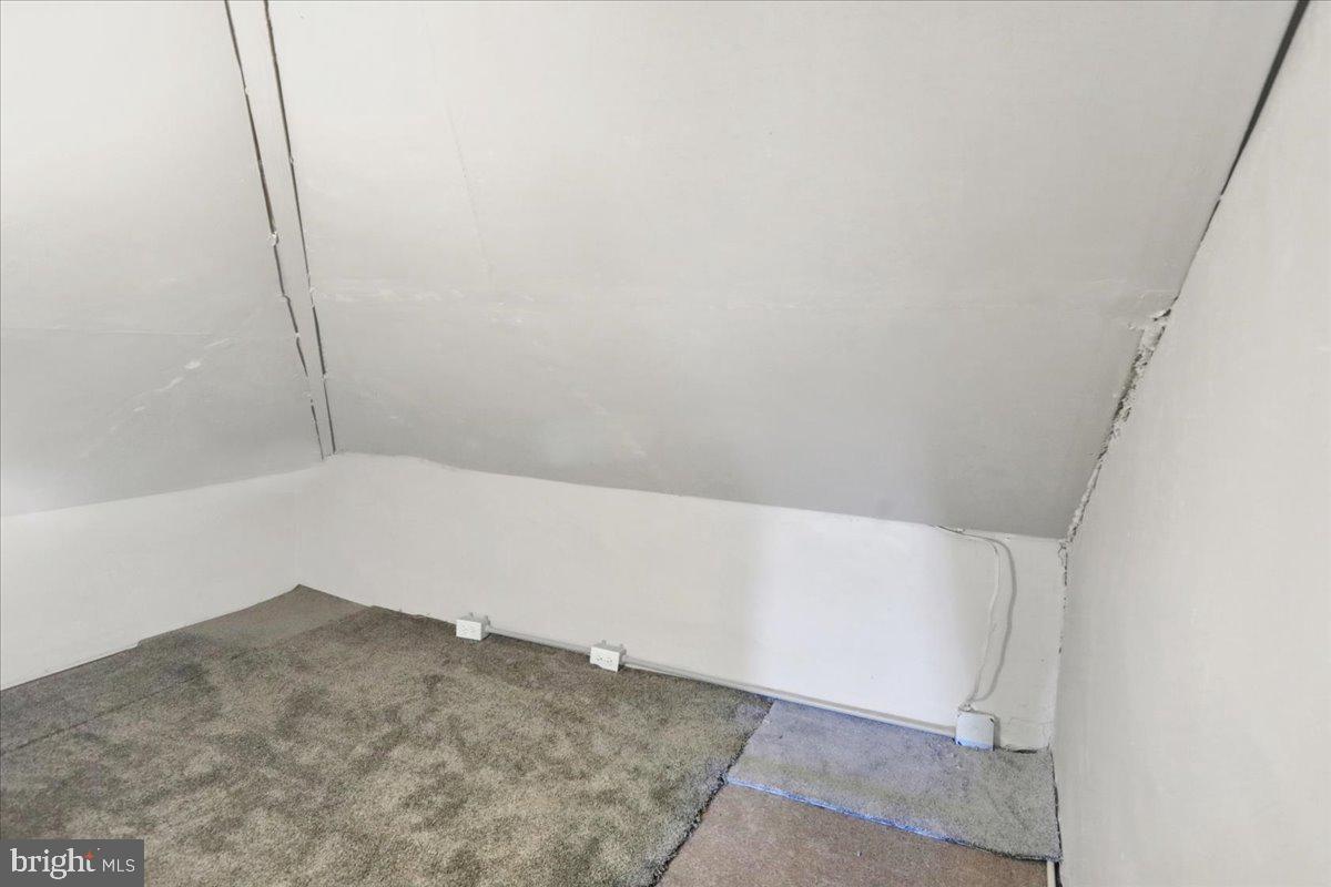 2133 Fairview Street Reading, PA 19609 - Photo 23 of 34 a view of small space