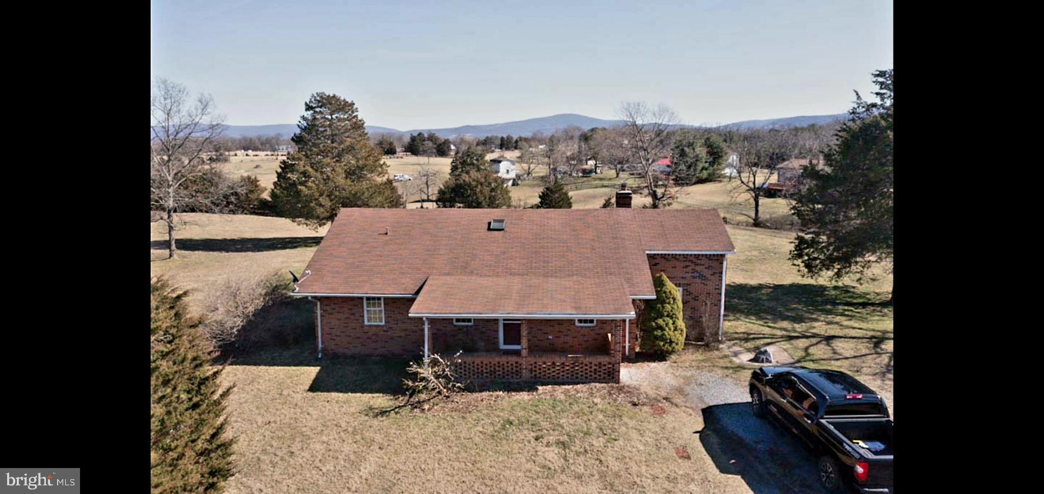 90 Robinson Road Front Royal, VA 22630 - Photo 1 of 29 Brick home
