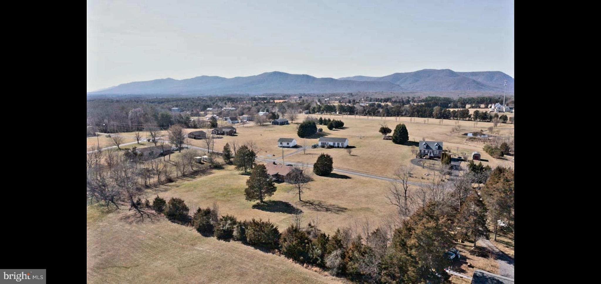 90 Robinson Road Front Royal, VA 22630 - Photo 6 of 29 We love the Mountains