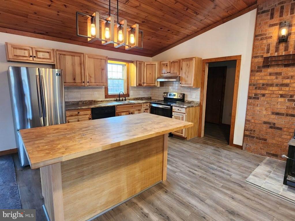 90 Robinson Road Front Royal, VA 22630 - Photo 10 of 29 Butcher Block Island
