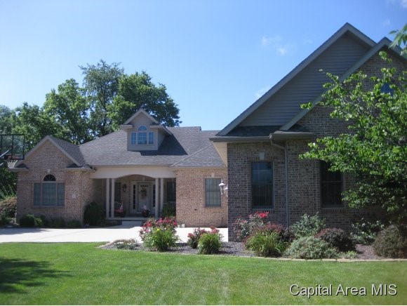 1 Elwin Court Rochester, IL 62563 - Photo 1 of 24