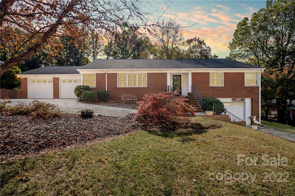 612 Redding Road Asheboro, NC 27203 - Photo 1 of 48 Gallery Image 1