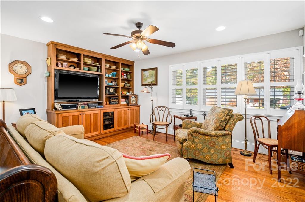 612 Redding Road Asheboro, NC 27203 - Photo 3 of 48 Gallery Image 3