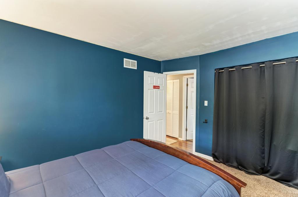 15100 Ridgeway Avenue Midlothian, IL 60445 - Photo 9 of 31 Gallery Image 9