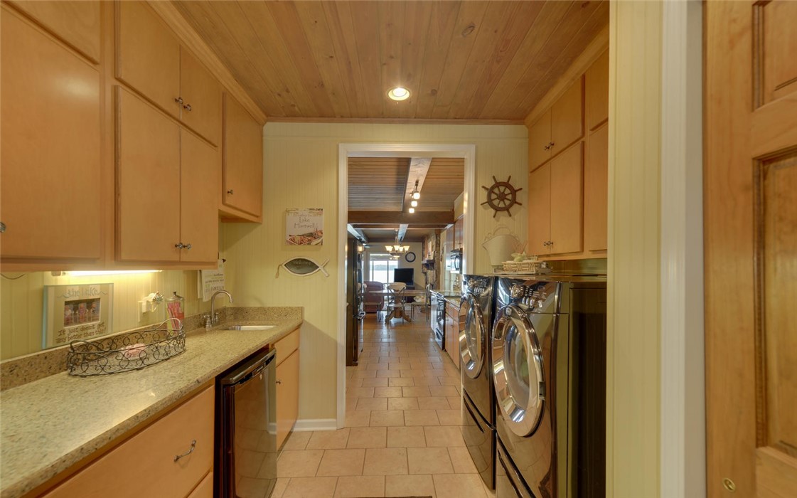 830 Reed Creek Point Hartwell, GA 30643 - Photo 11 of 40