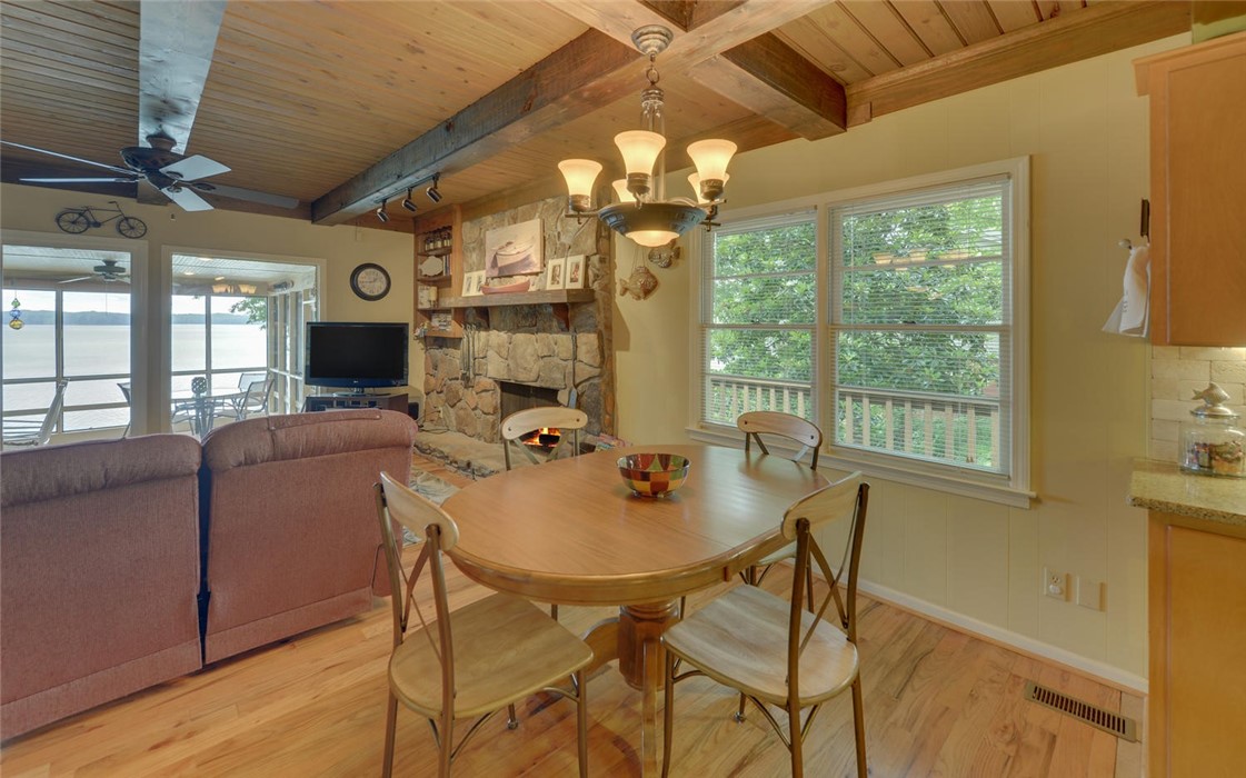 830 Reed Creek Point Hartwell, GA 30643 - Photo 8 of 40
