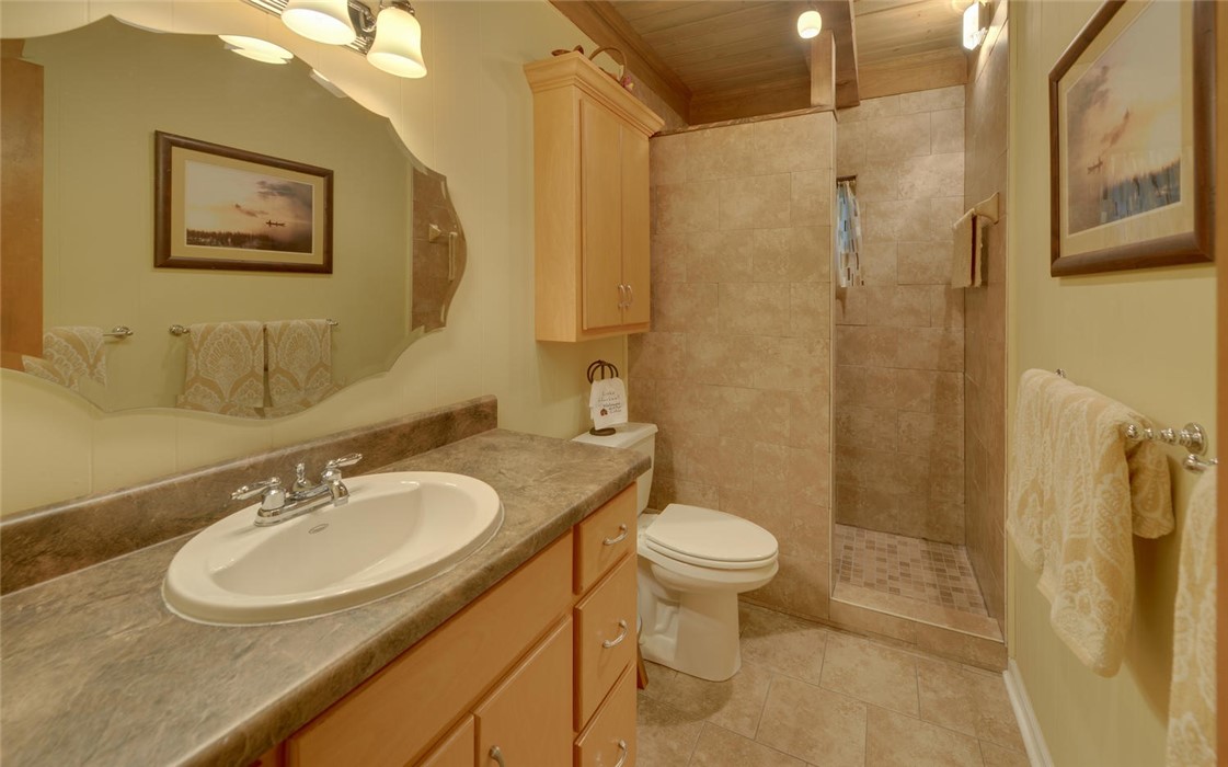 830 Reed Creek Point Hartwell, GA 30643 - Photo 10 of 40