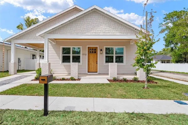 $3,145 | 1712 East Comanche Avenue, Tampa, FL 33610