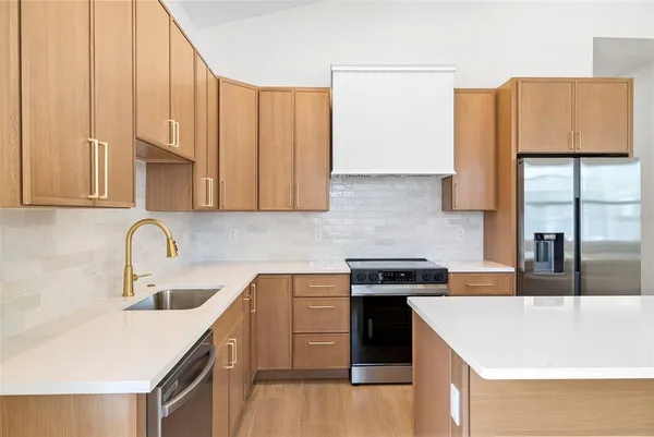 $3,145 | 1712 East Comanche Avenue, Tampa, FL 33610