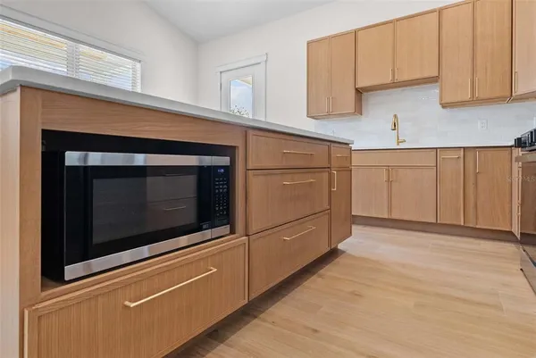 $3,145 | 1712 East Comanche Avenue, Tampa, FL 33610