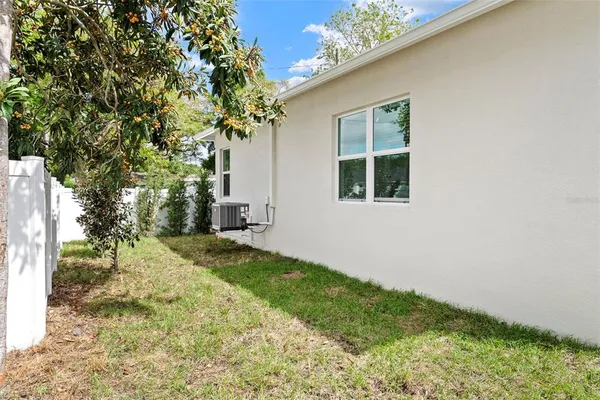 $3,145 | 1712 East Comanche Avenue, Tampa, FL 33610