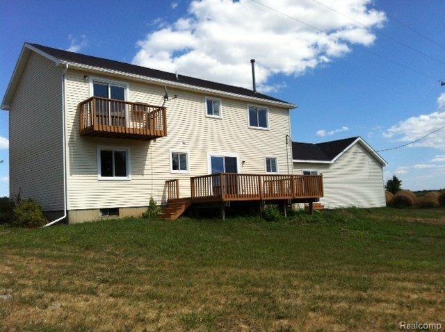 1615 North Nicholson Road Fowlerville, MI 48836 - Photo 19 of 21 Back.jpg