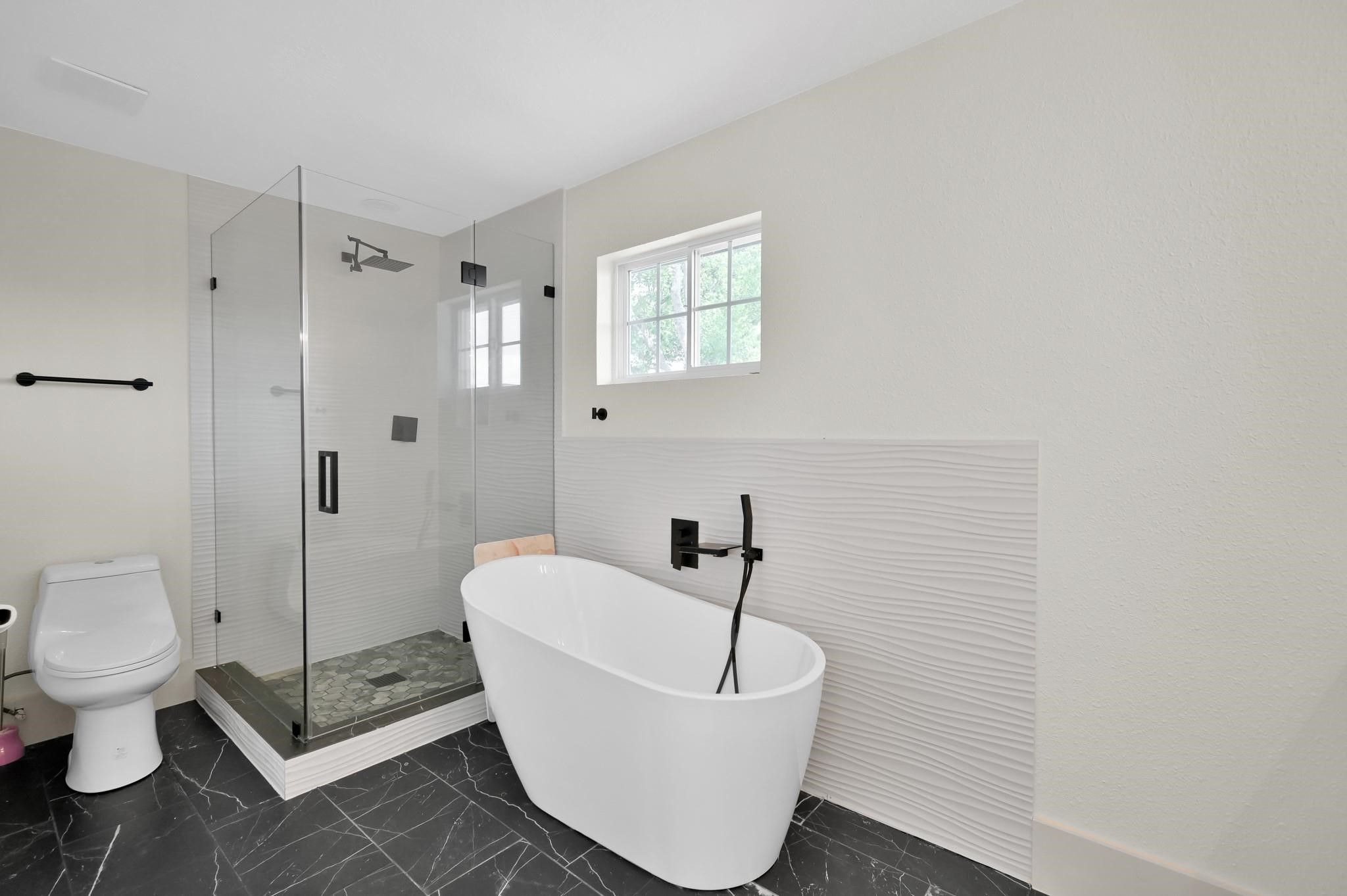 6026 Willowbend Boulevard Houston, TX 77096 - Photo 28 of 46 a bathroom with a sink and a mirror