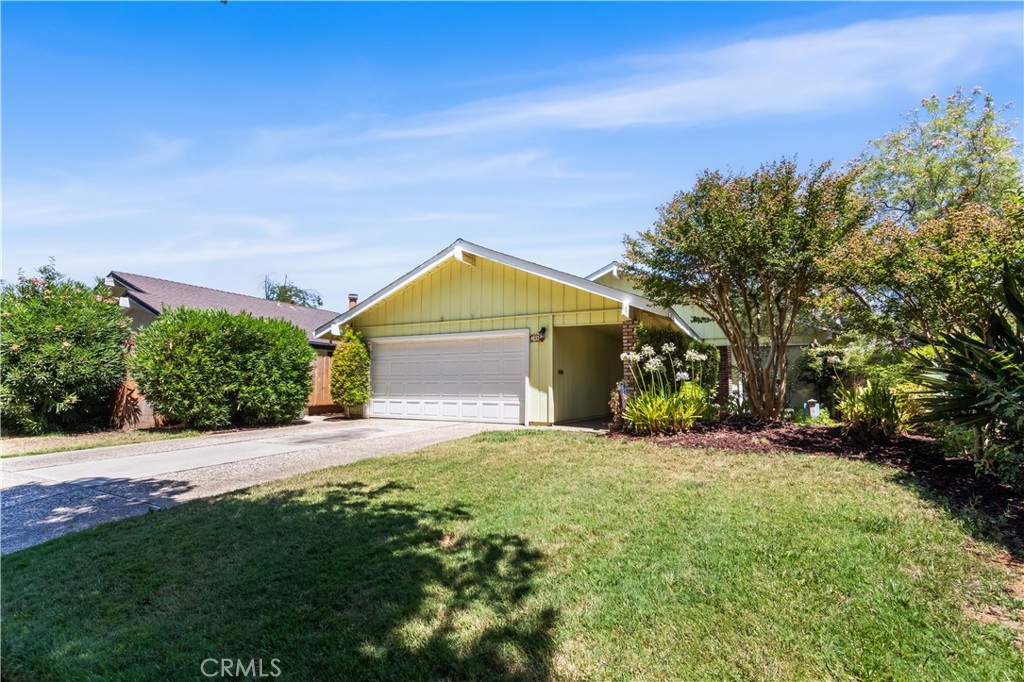 59 West 27th Street Merced, CA 95340 - Photo 3 of 37 Gallery Image 3