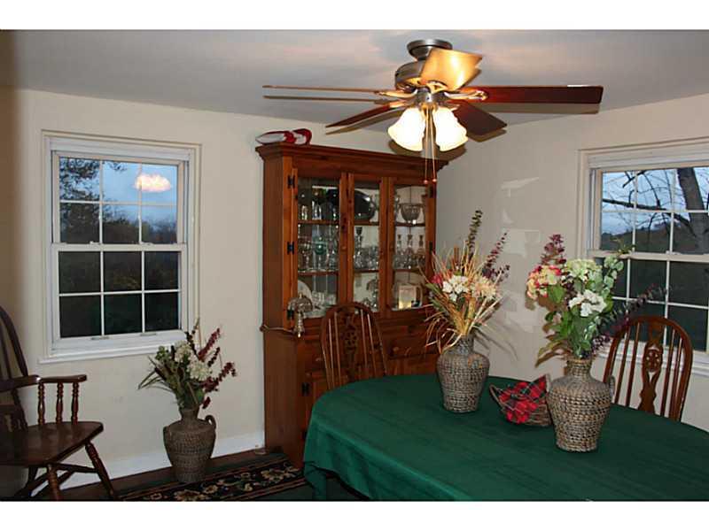 134 Pear Orchard Road Coraopolis, PA 15108 - Photo 7 of 21 Dining Room.