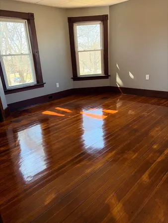 $2,600 | 25 Elm Street, Unit 2, North Brookfield, MA 01535