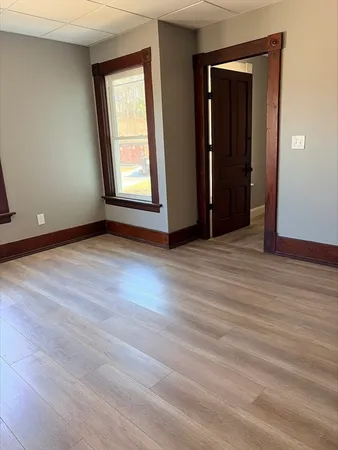 $2,600 | 25 Elm Street, Unit 2, North Brookfield, MA 01535