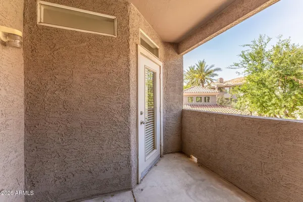 $305,000 | 3830 East Lakewood Parkway East, Unit 2057, Phoenix, AZ 85048