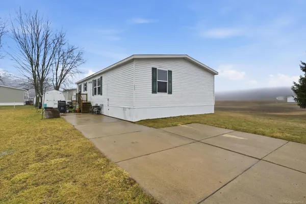 $79,900 | 1829 Ponderosa Avenue, Columbus, MI 48063