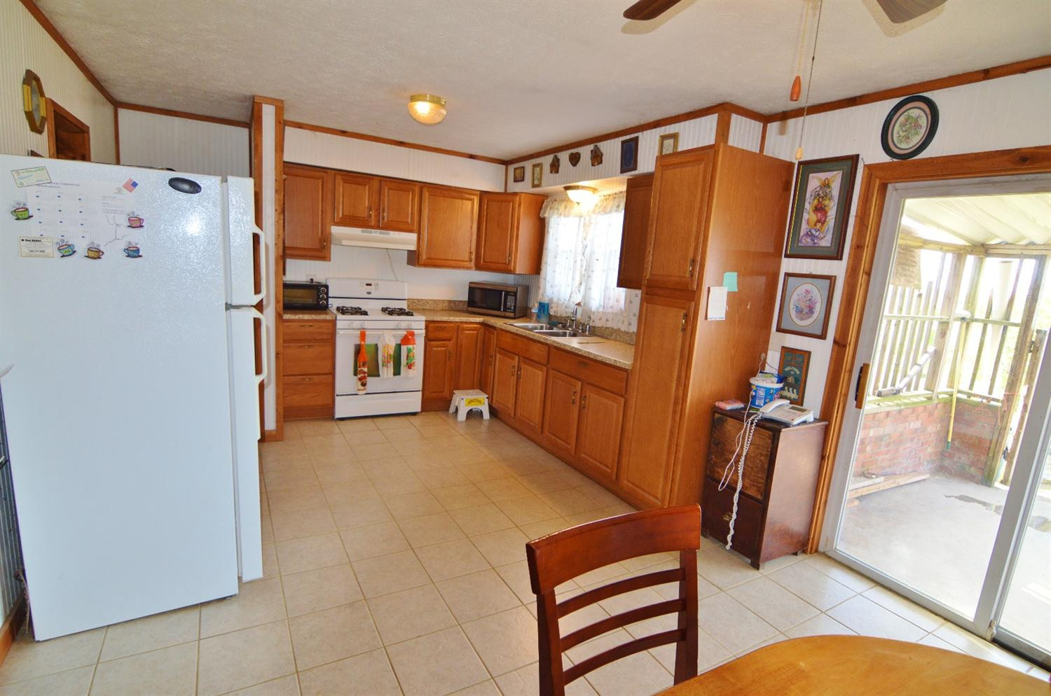 3530 Knoxville Road Dry Ridge, KY 41035 - Photo 7 of 27
