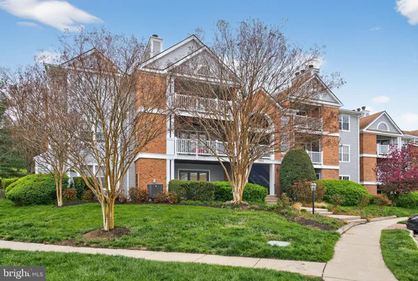 $399,950 | 7504 Ashby Lane, Unit L, Alexandria, VA 22315