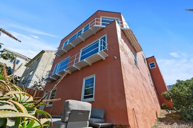 $4,995,000 | 659 48th Avenue, San Francisco, CA 94121