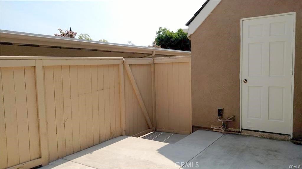 8 Sage Irvine, CA 92604 - Photo 15 of 32 a view of a utility room