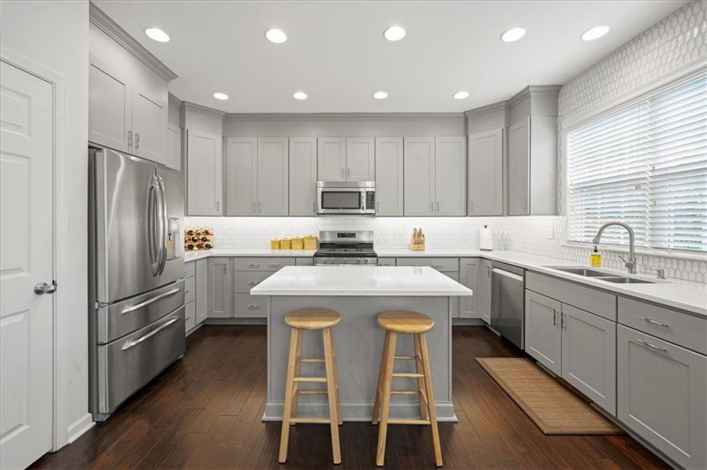 12 Rockland Place Decatur, GA 30030 - Photo 10 of 38 Gallery Image 10