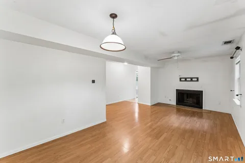 $200,000 | 25 Padanaram Road, Unit 47, Danbury, CT 06811