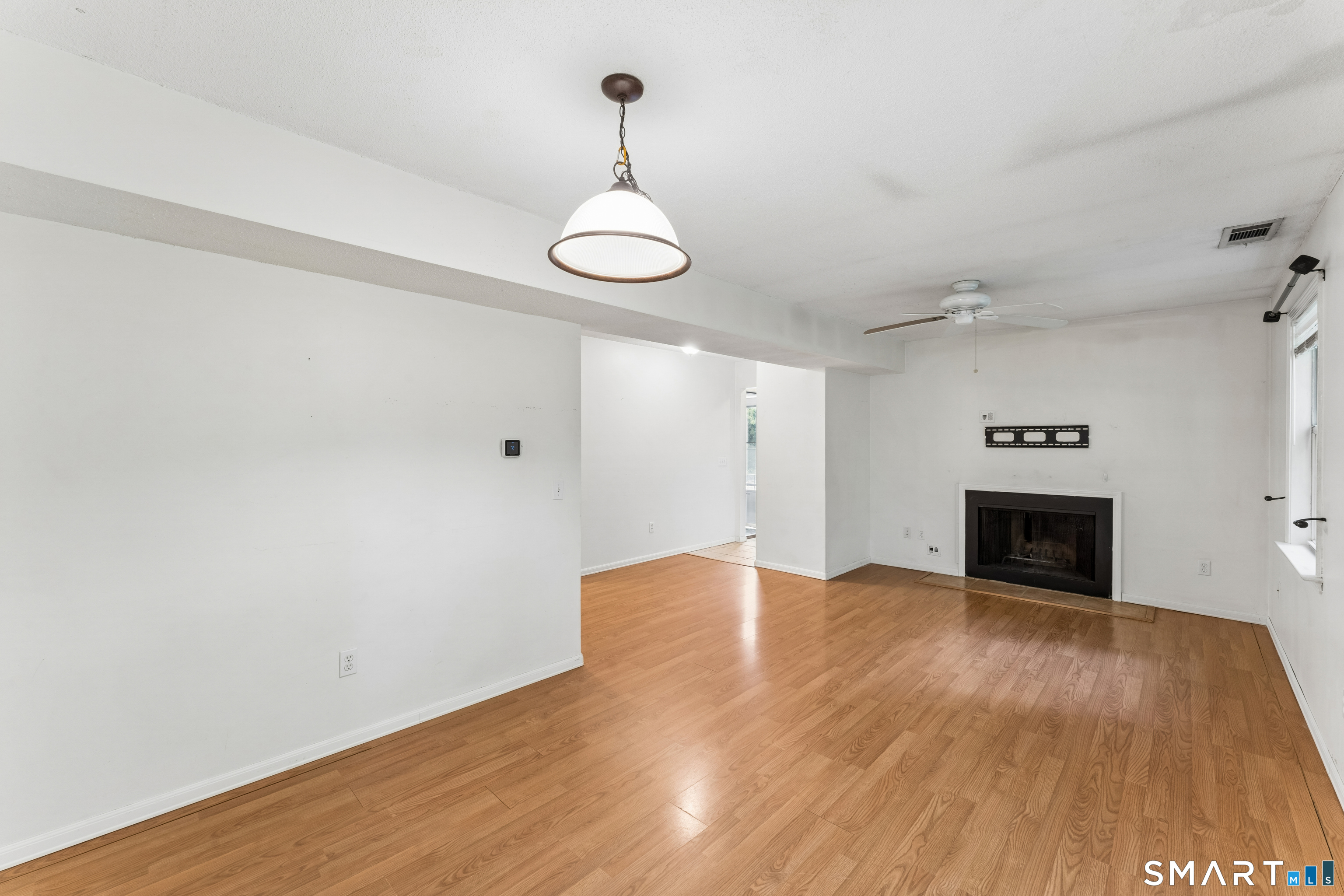 25 Padanaram Road, Unit 47 Danbury, CT 06811 - Photo 7 of 26