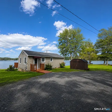 $3,000 | 112 Mattabeseck Road, Middlefield, CT 06455