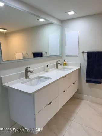 $4,900 | 3223 South Atlantic Avenue, Unit 605, Cocoa Beach, FL 32931