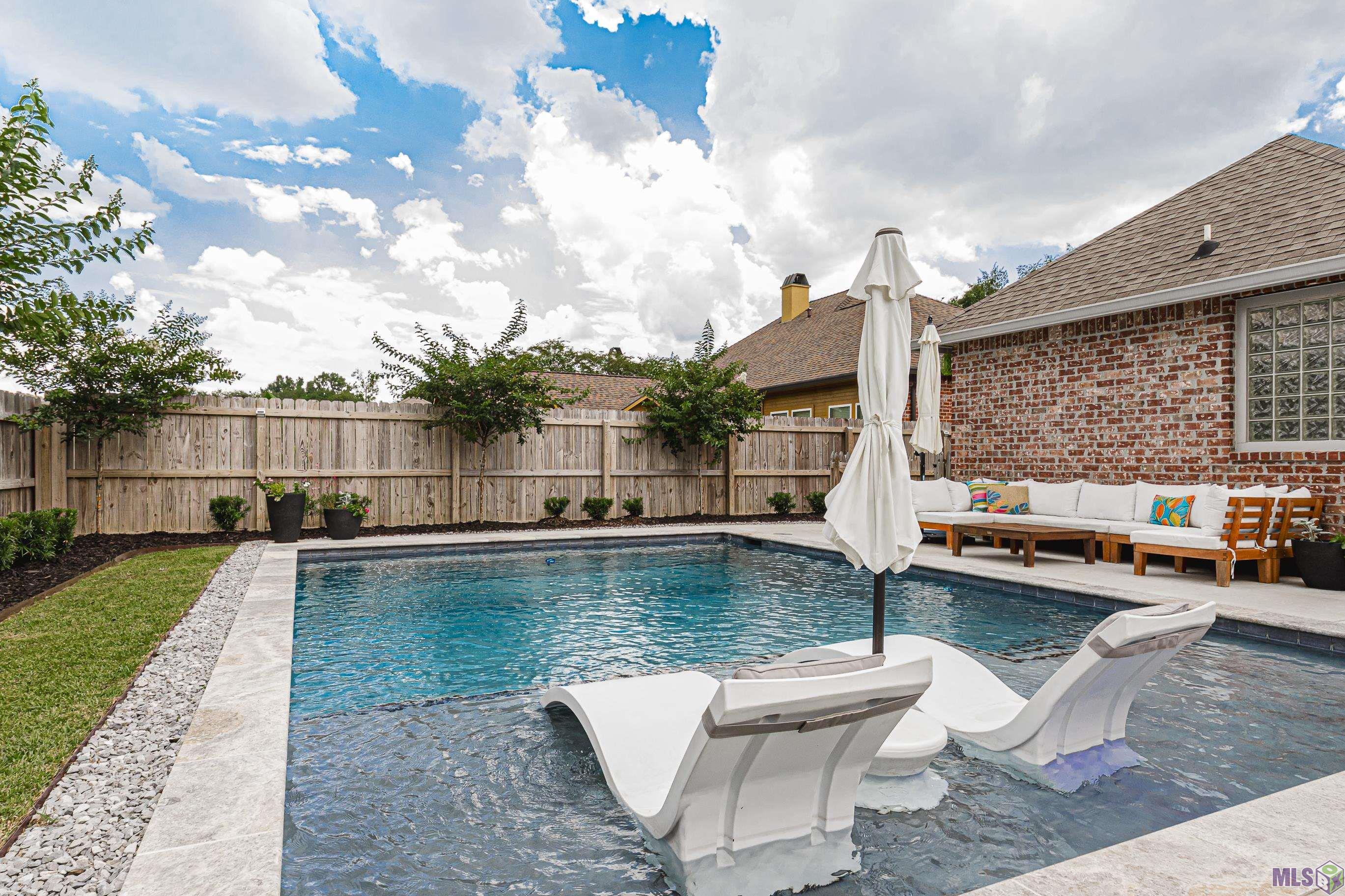 854 Wordsworth Drive Baton Rouge, LA 70810 - Photo 5 of 18 Gallery Image 5