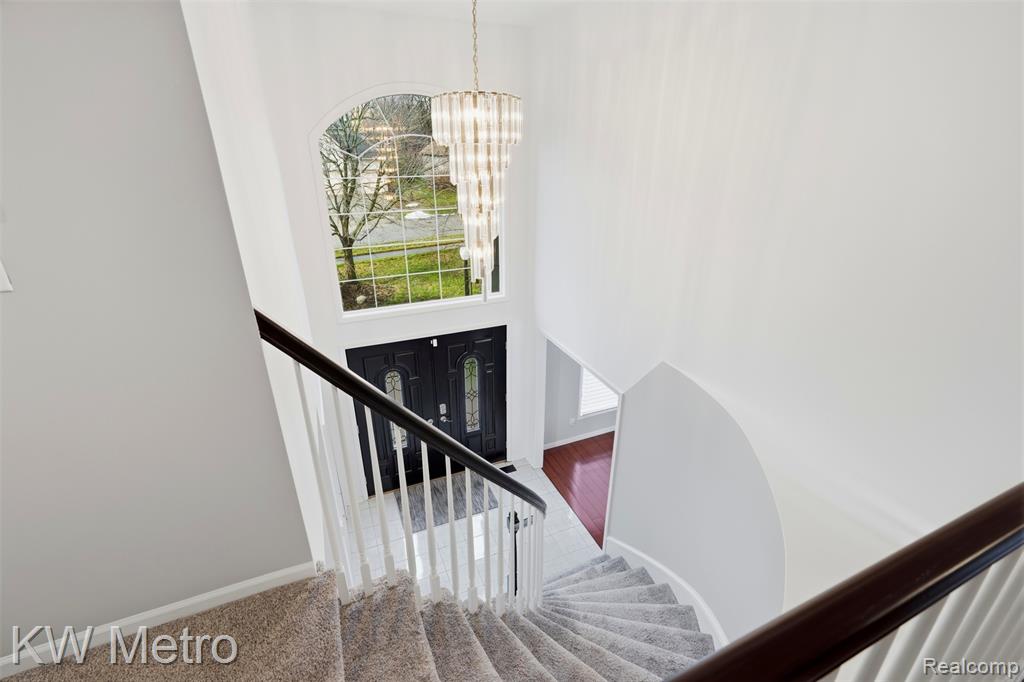 887 Grovecrest Rochester Hills, MI 48307 - Photo 19 of 42
