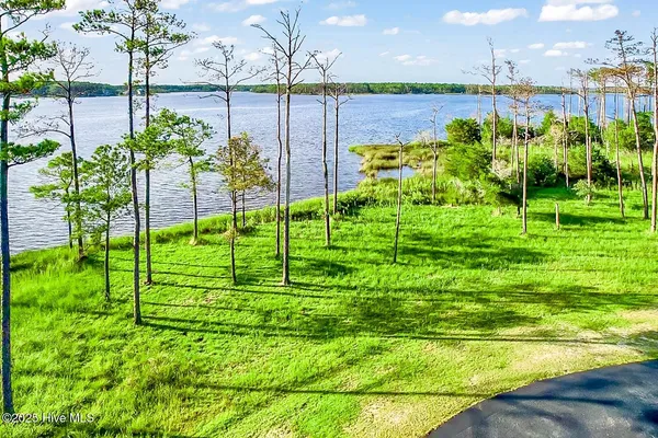 $150,000 | 495 Ballast Point, Oriental, NC 28571