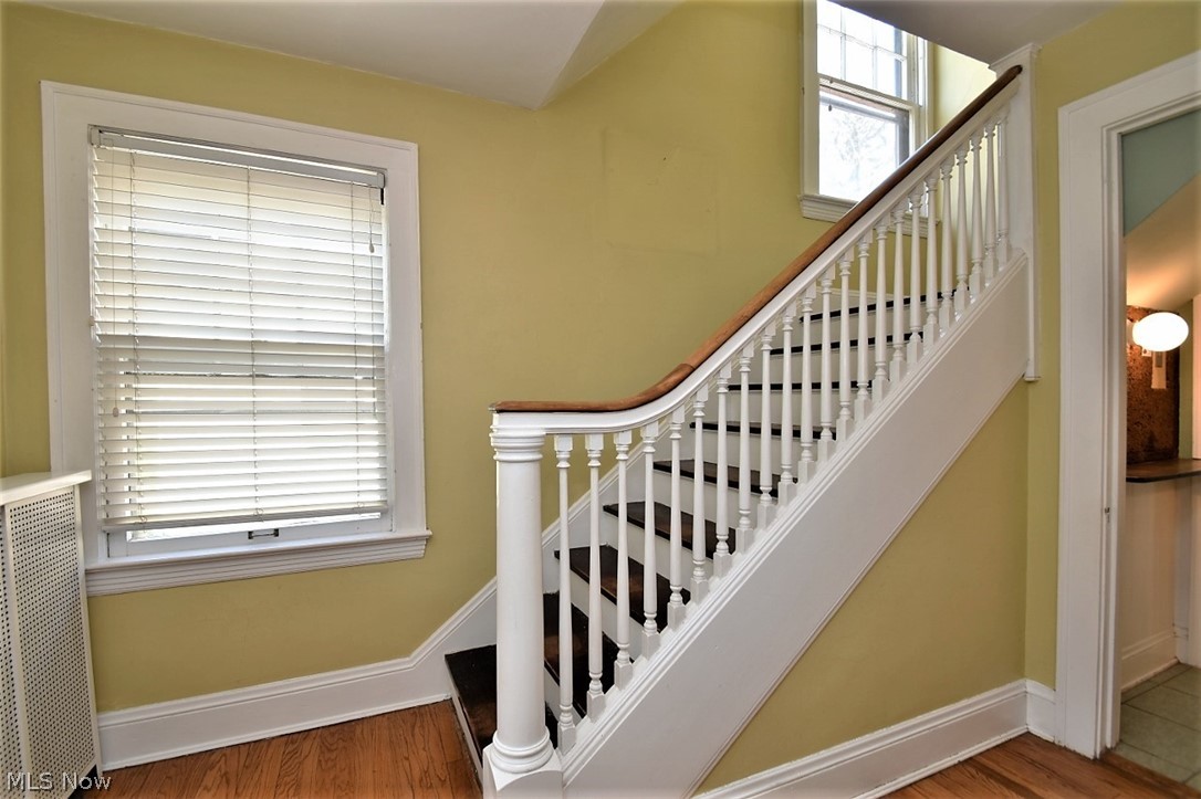 3099 Chadbourne Road Cleveland, OH 44120 - Photo 18 of 32