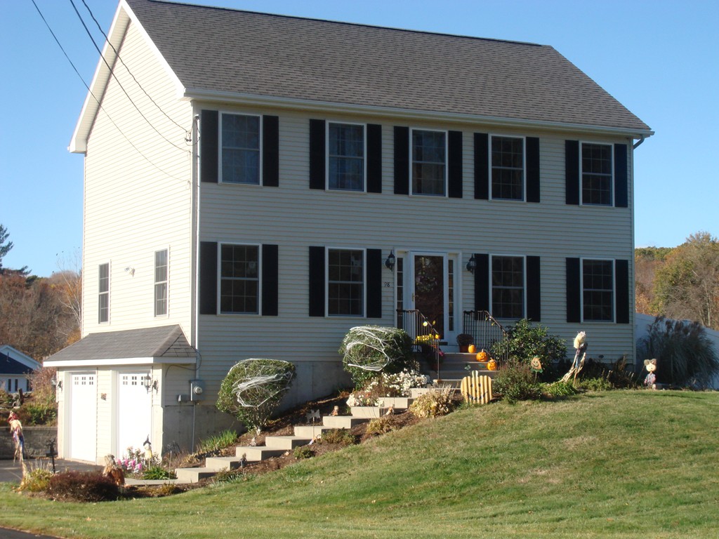 98 Old Southbridge Road Dudley, MA 01571 - Photo 1 of 15 Gallery Image 1