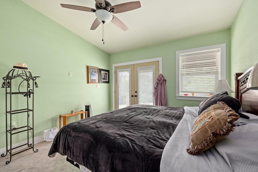 144 Roland Trail Kerrville, TX 78028 - Photo 11 of 29 Gallery Image 11