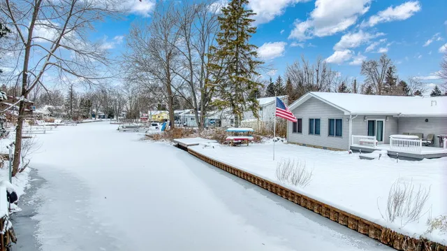 $399,000 | 318 Cedar Street, Brooklyn, MI 49230