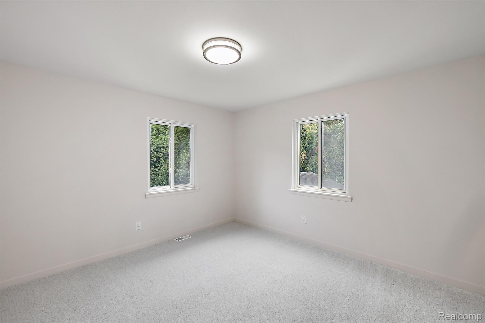 3164 Alpine Road Troy, MI 48084 - Photo 28 of 39 Gallery Image 28