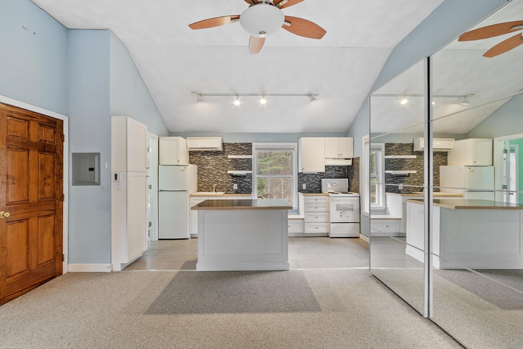 436 Foster Road Tewksbury, MA 01876 - Photo 29 of 42 Gallery Image 29