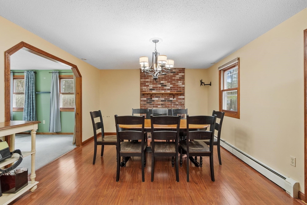 436 Foster Road Tewksbury, MA 01876 - Photo 9 of 42 Gallery Image 9