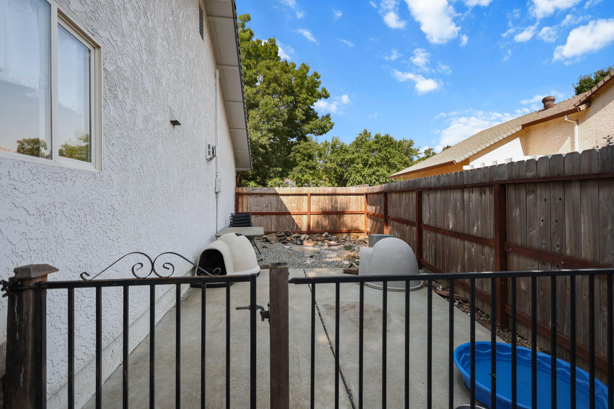 6813 Hemlock Street Redding, CA 96001 - Photo 33 of 42 78-web-or-mls-8Q0A9381