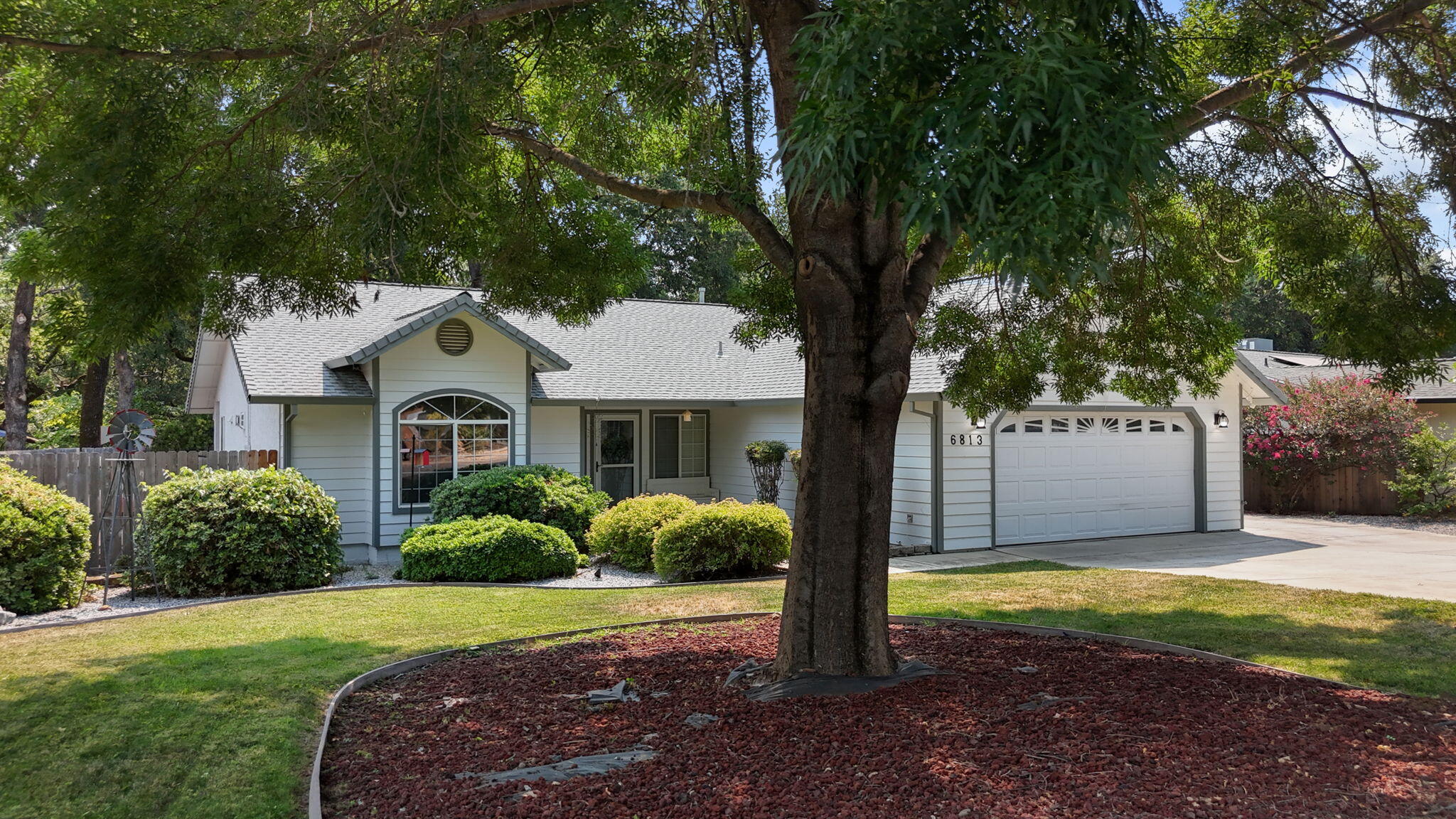 6813 Hemlock Street Redding, CA 96001 - Photo 35 of 42 20-web-or-mls-DJI_20250716110932_0132_D