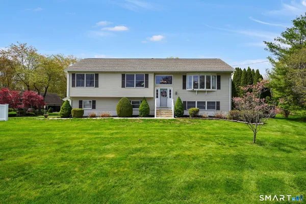 $488,000 | 1420 River Blvd Extension, Suffield, CT 06078